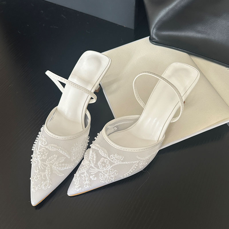 Sandal Slingback Elegan 2026 W - Embroidery Flower ulasan dan harga