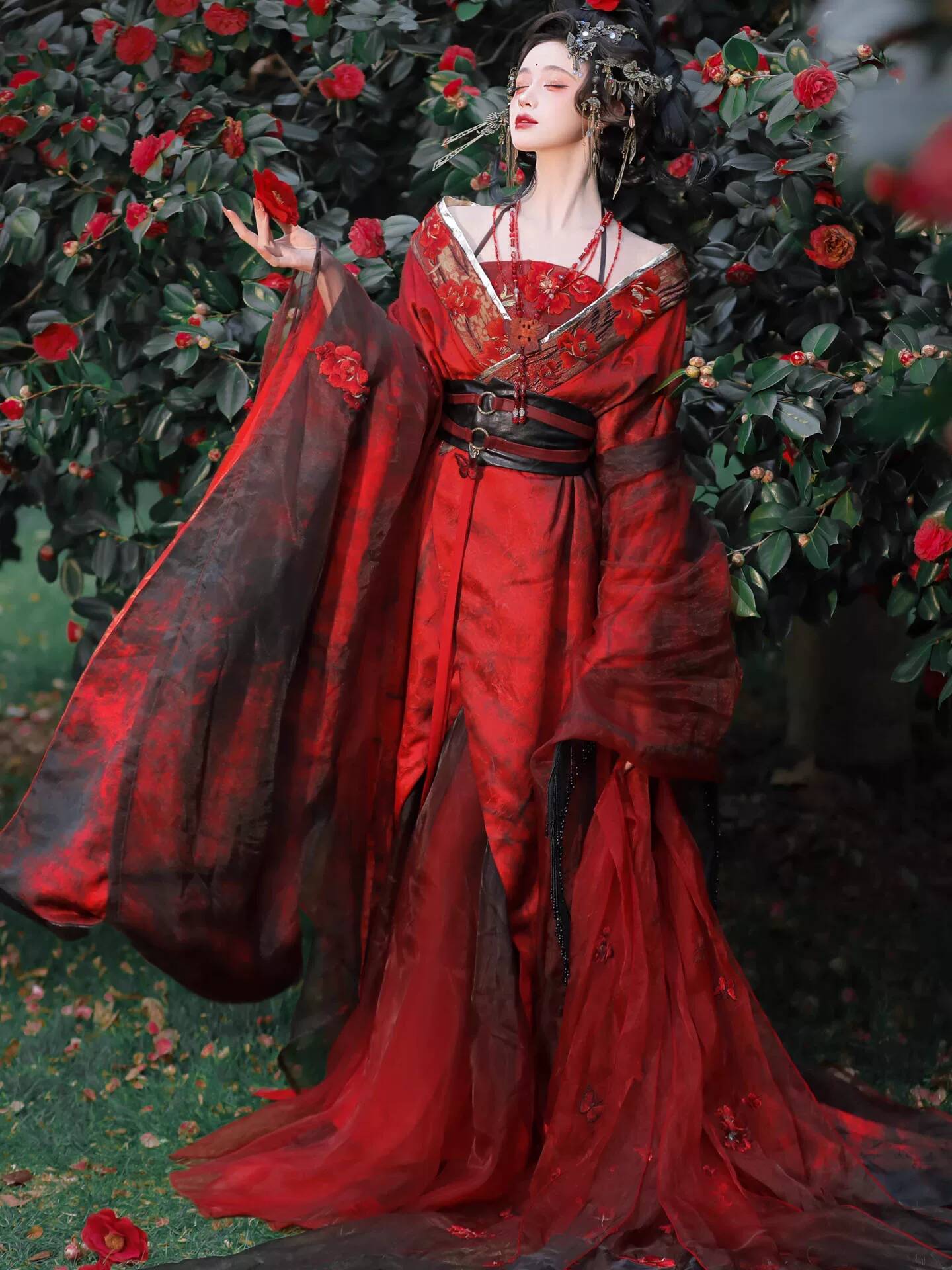 Hanfu Merah Datura Baru untuk  - Embroidery Knit ulasan dan harga